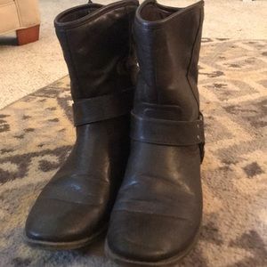 American Eagle Brown Boots 9.5